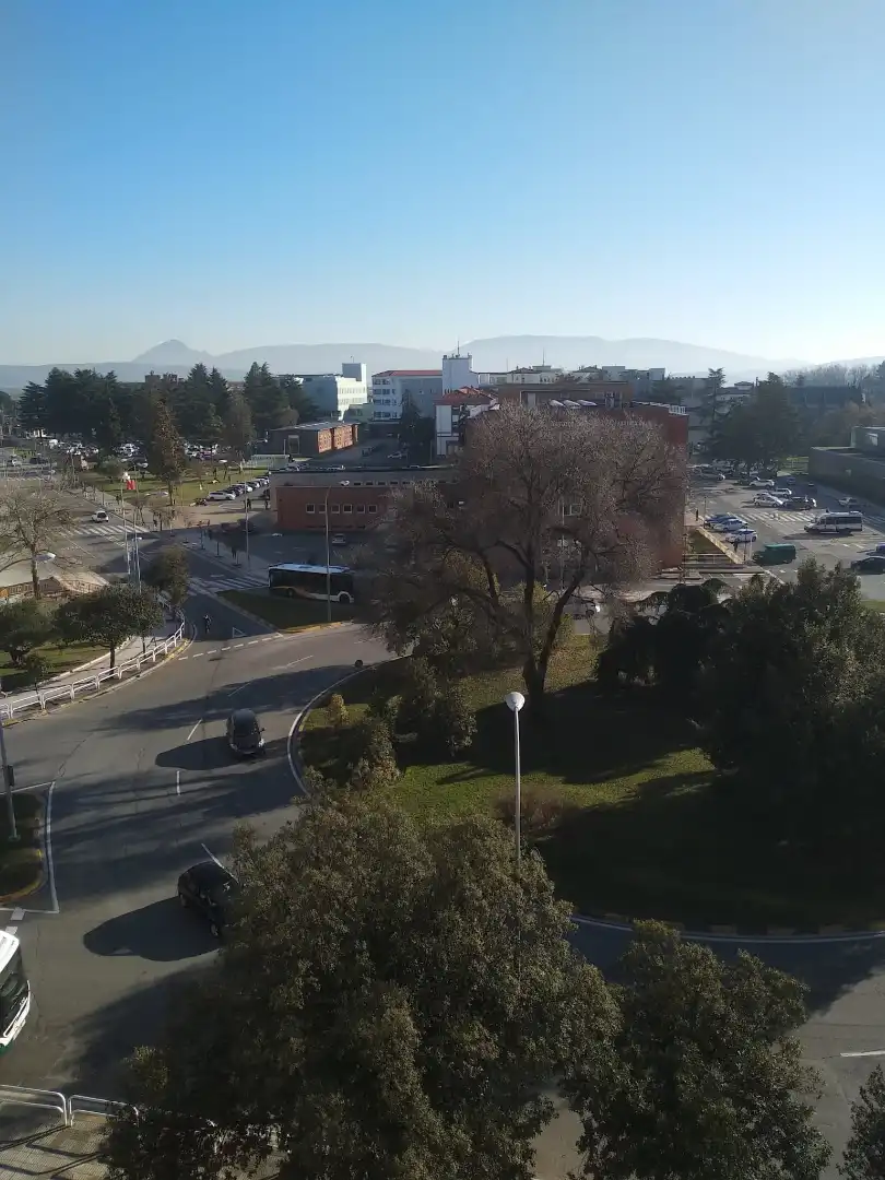 Parking de Piso de alquiler en  Pamplona / Iruña con Calefacción, Parquet y Terraza