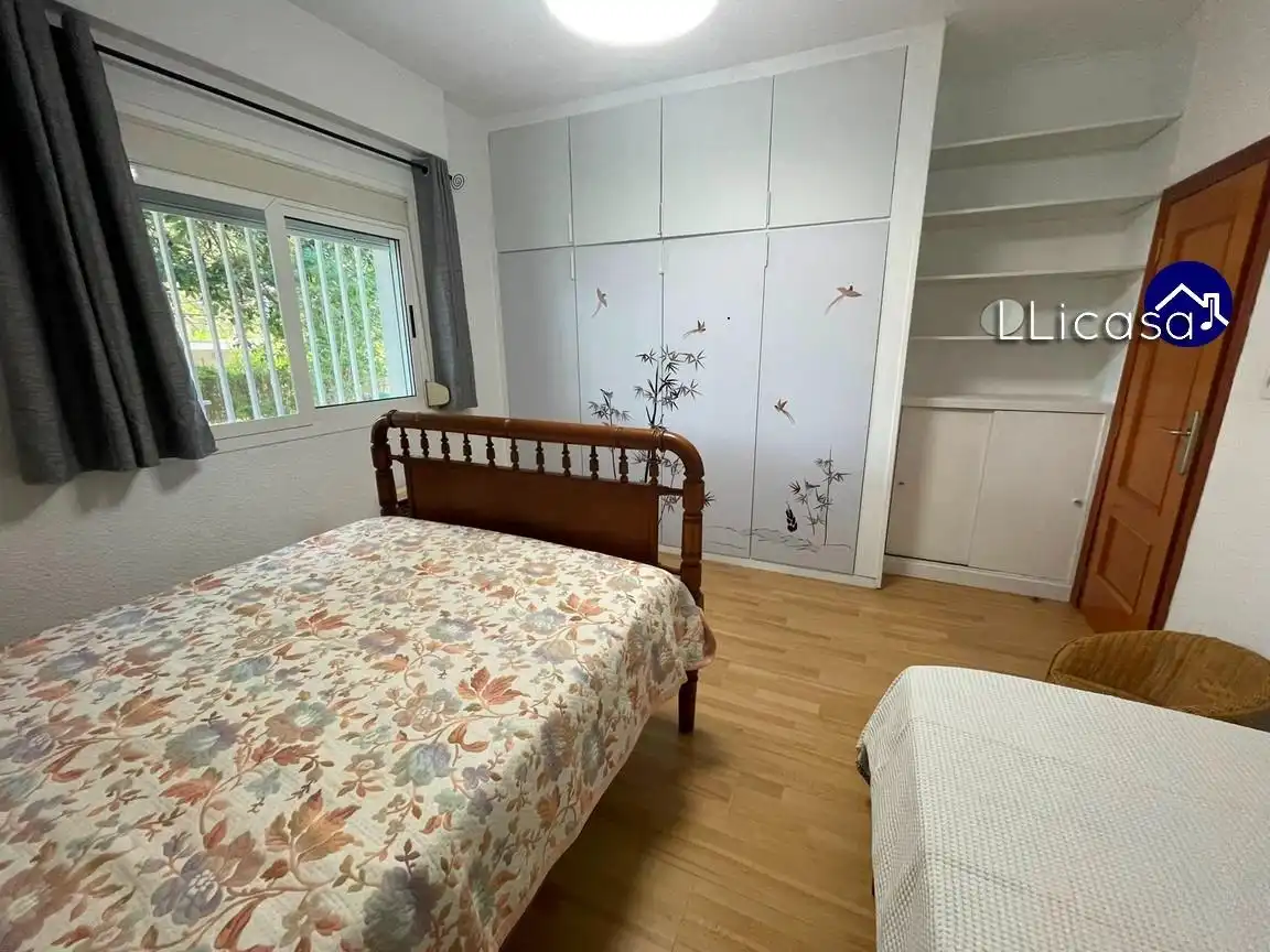 Dormitori de Casa o xalet de lloguer en Olocau amb Calefacció, Jardí privat i Terrassa