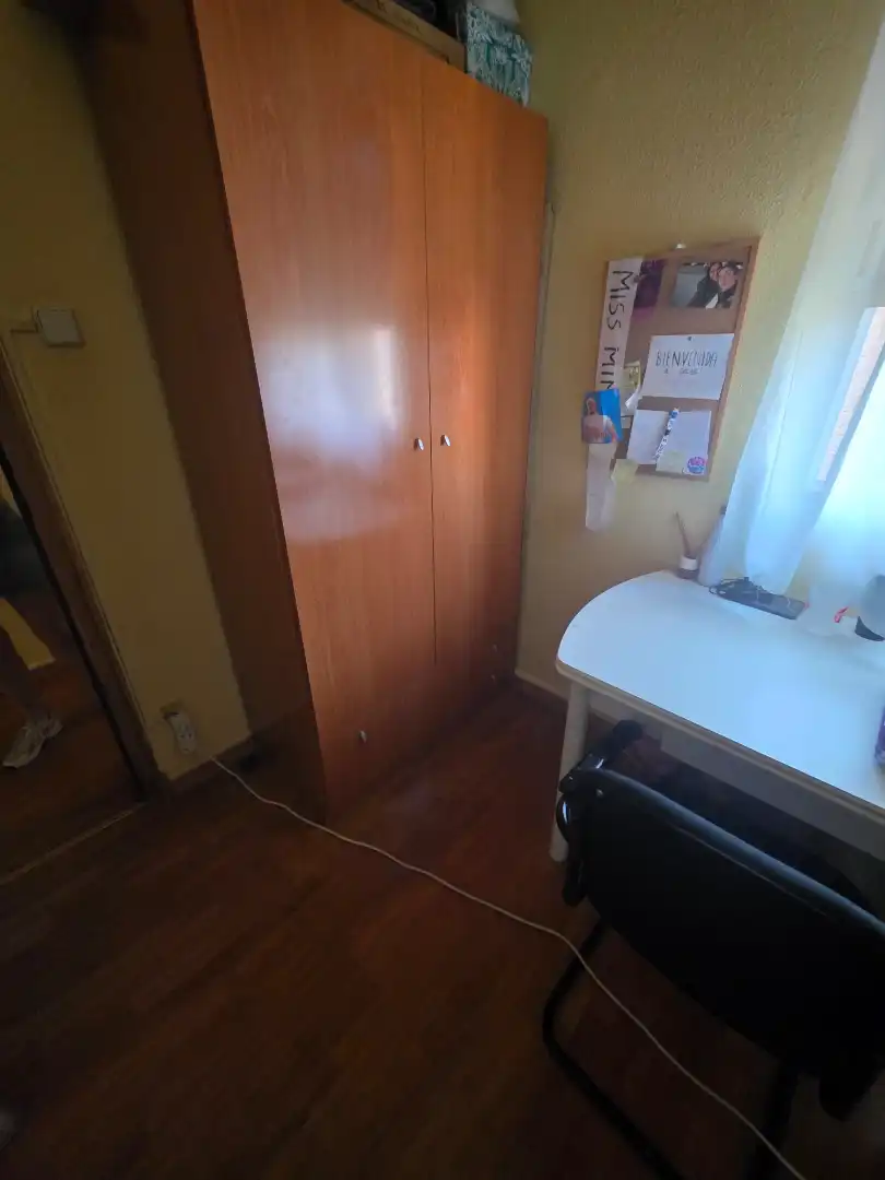Habitación de Piso de alquiler en Toledo con Aire acondicionado, Calefacción y Amueblado