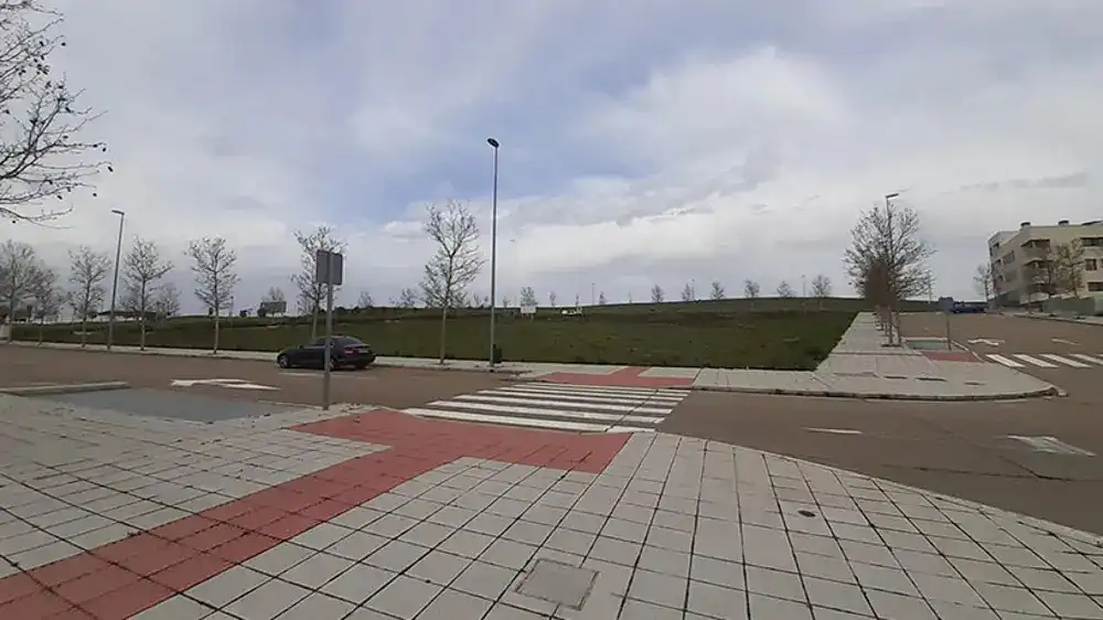 Terreny residencial en venda a San Bernardo - Carmelitas - Campus