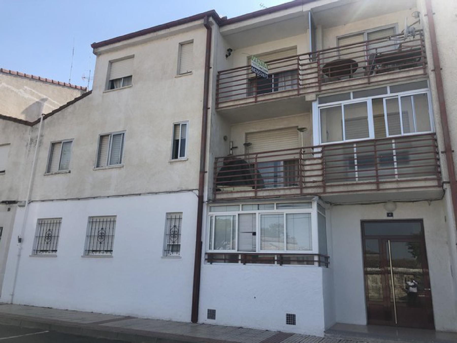Vista exterior de Pis en venda en Peñaranda de Bracamonte amb Terrassa