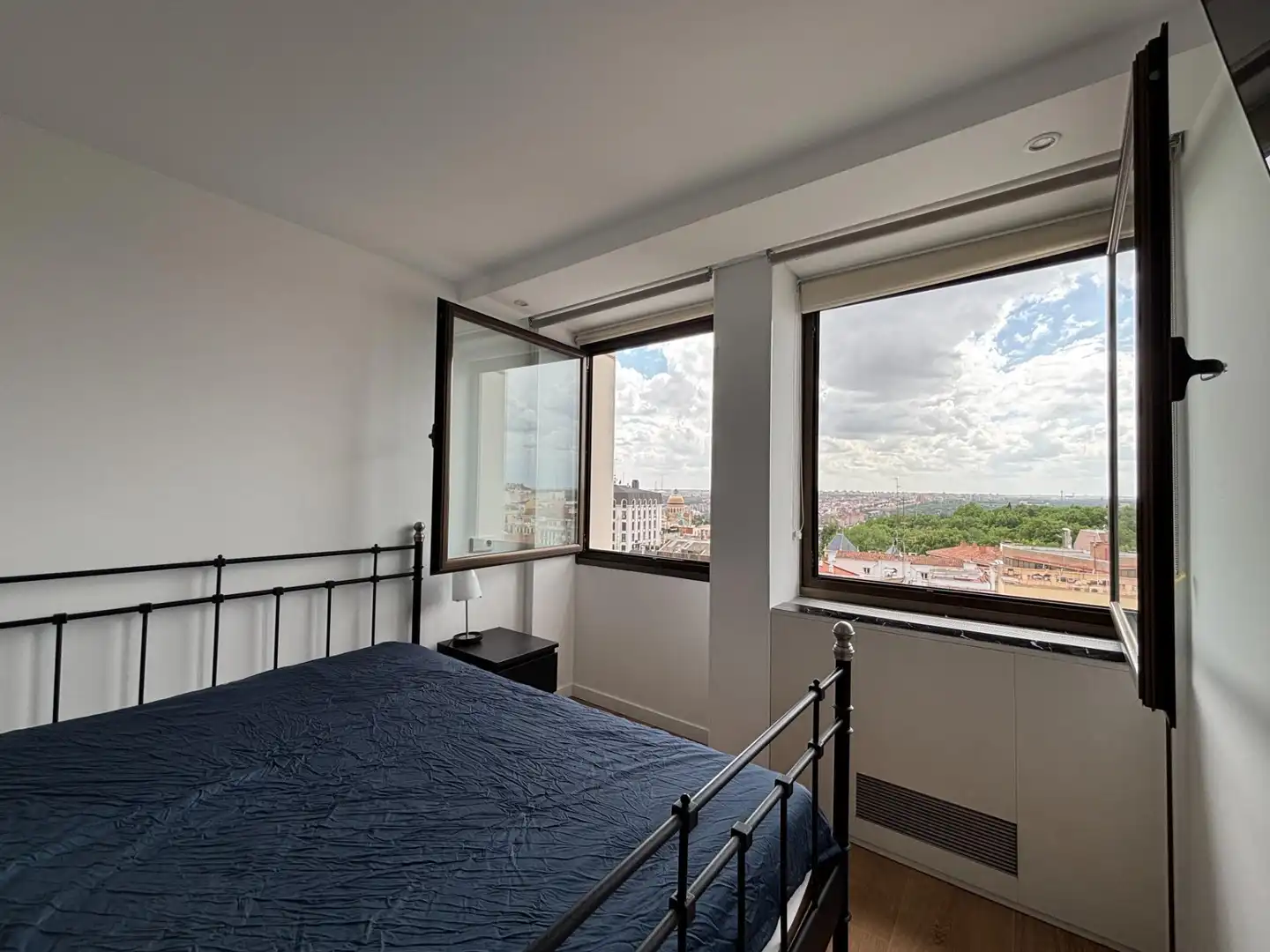 Habitación de Piso en venta en Madrid con Aire acondicionado y Calefacción