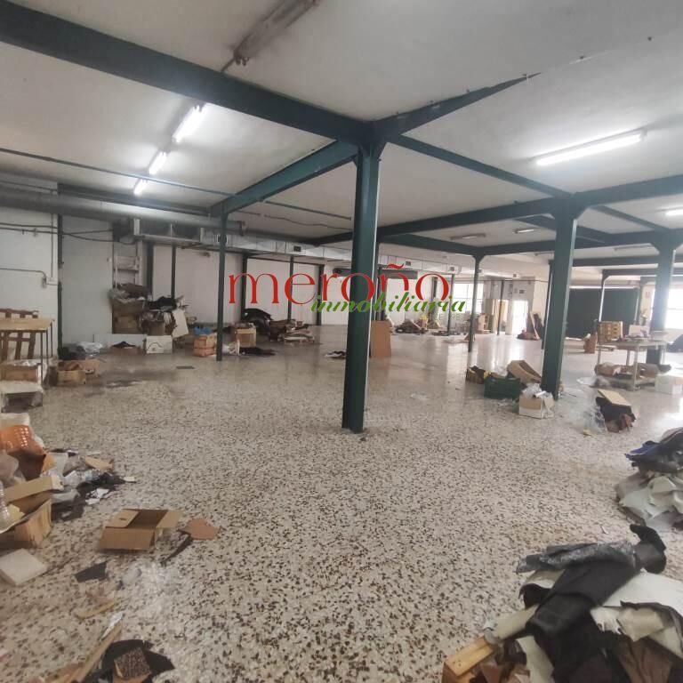 Industrial buildings to rent in Elche / Elx
