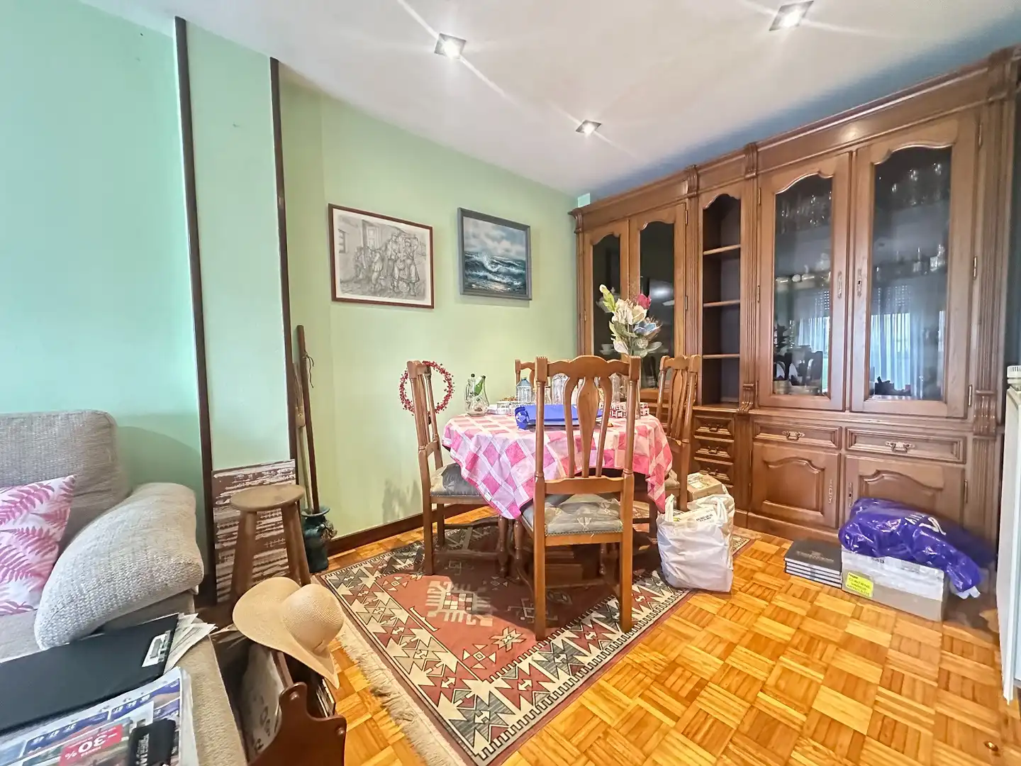 Comedor de Piso en venta en Santiago de Compostela  con Aire acondicionado, Calefacción y Trastero