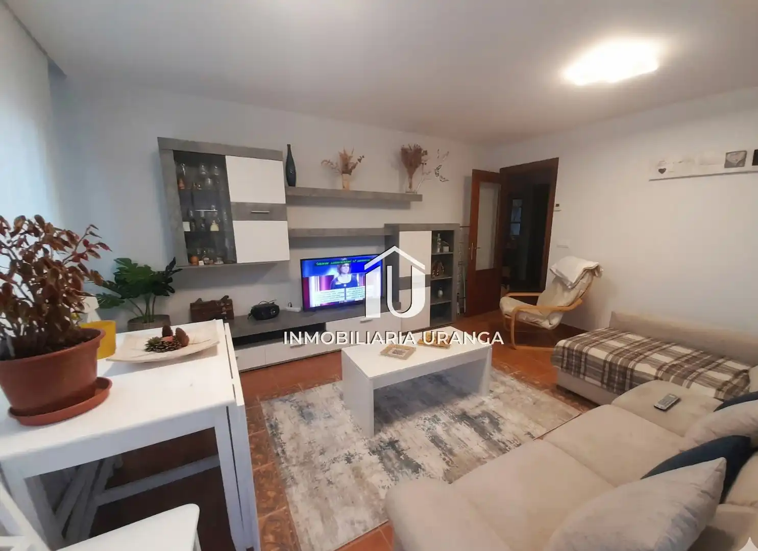 Sala d'estar de Pis en venda en Guriezo amb Calefacció, Terrassa i Traster