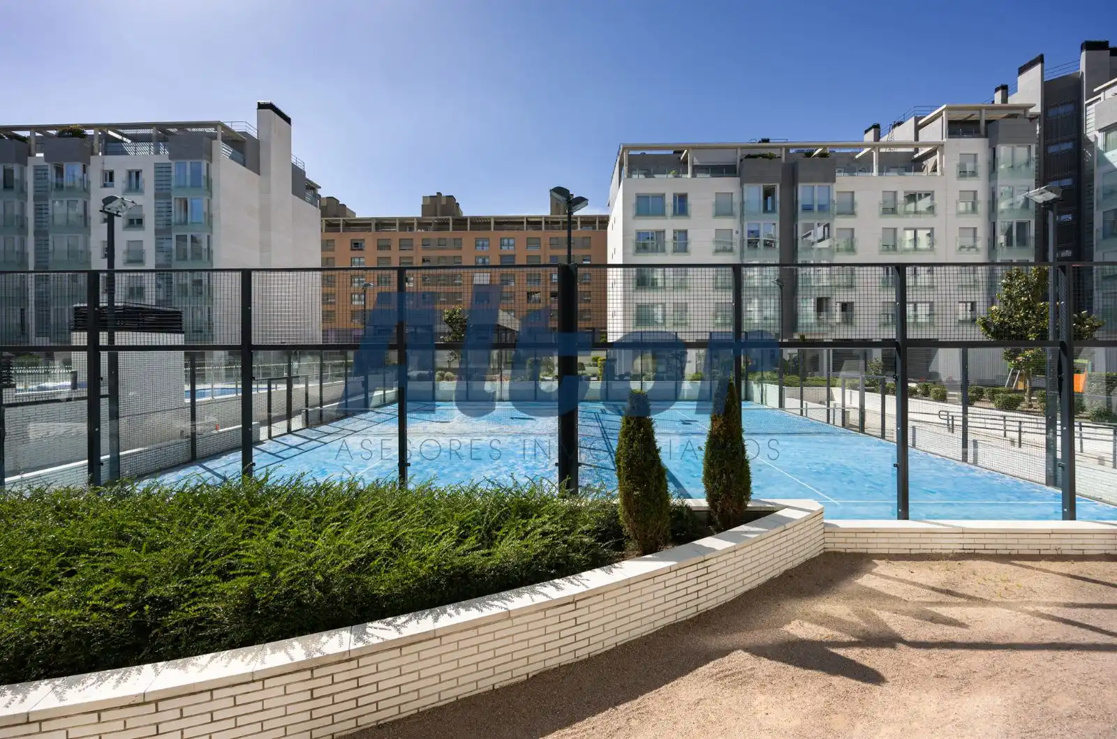 Schwimmbecken von Wohnung zum Verkauf in Madrid mit Klimaanlage, Abstellraum und Schwimmbad