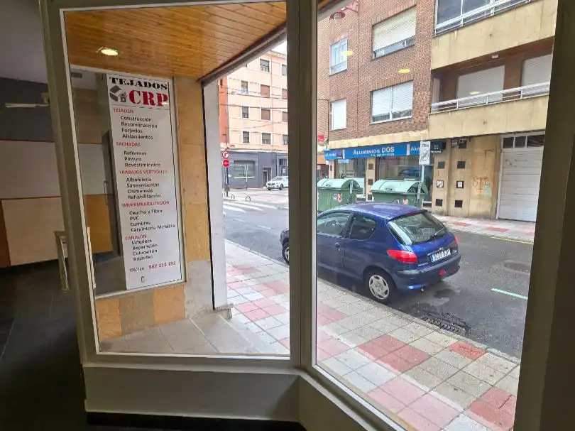 Parking of Commercial properties for rent in León Capital 