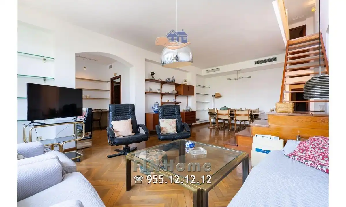 Sala de estar de Ático de alquiler en Sevilla con Aire acondicionado, Calefacción y Jardín privado