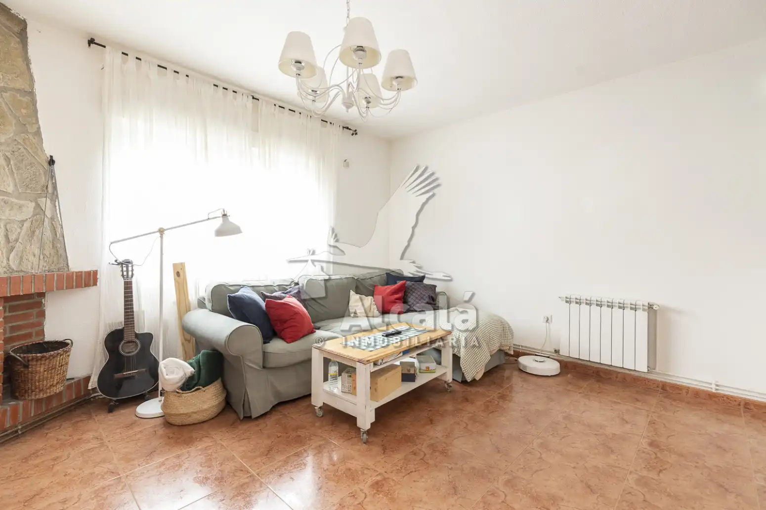 Sala de estar de Casa o chalet en venta en Torrejón del Rey con Calefacción y Piscina