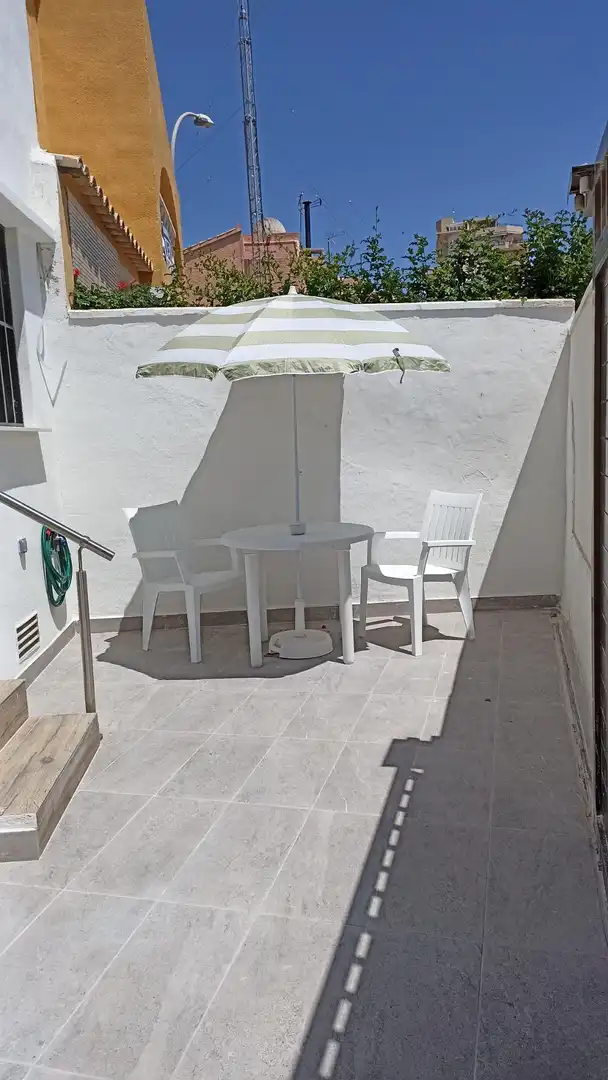 Terrassa de Casa adosada en venda en Tavernes de la Valldigna amb Aire condicionat, Calefacció i Terrassa