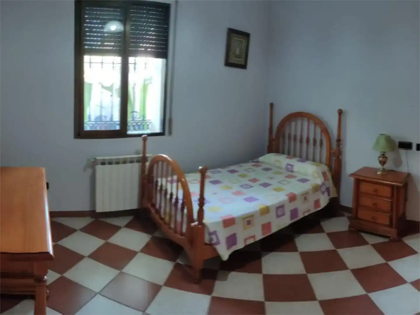 Dormitori de Pis en venda en Santa Elena amb Jardí privat, Traster i Moblat