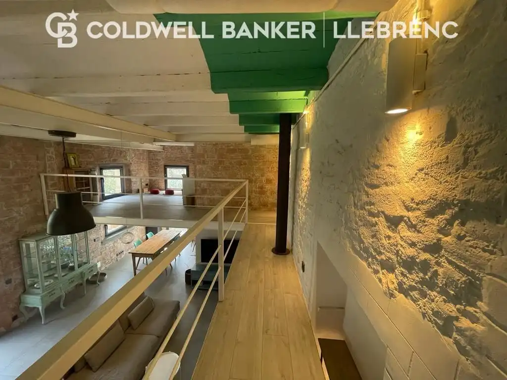 Dúplex de alquiler en Barcelona con Parquet, Amueblado y Horno