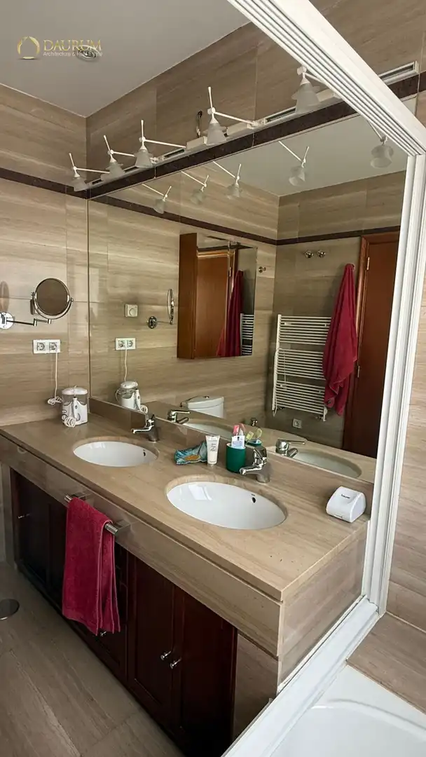 Baño de Ático en venta en Madrid con Aire acondicionado, Calefacción y Terraza