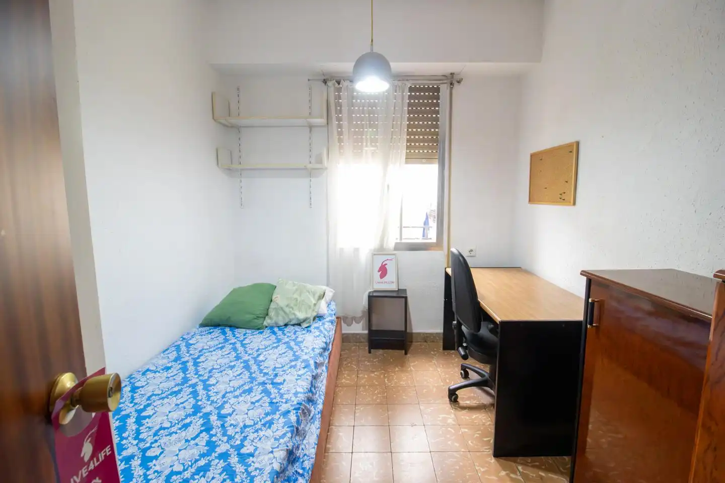 Schlafzimmer von Wohnung zur Miete in Valencia mit Möbliert