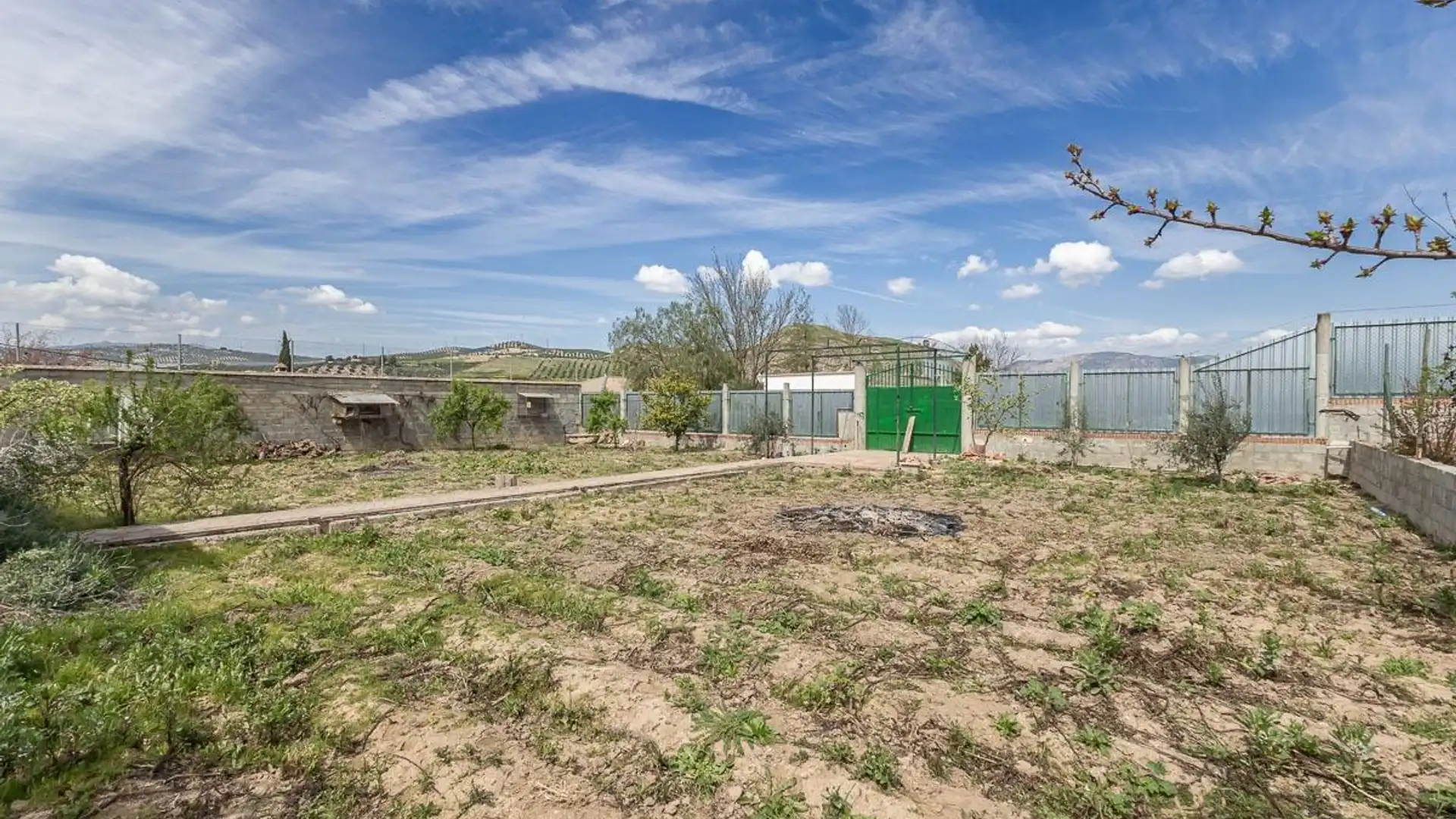 Country homes for sale in Calle SUELO URB U1, 19