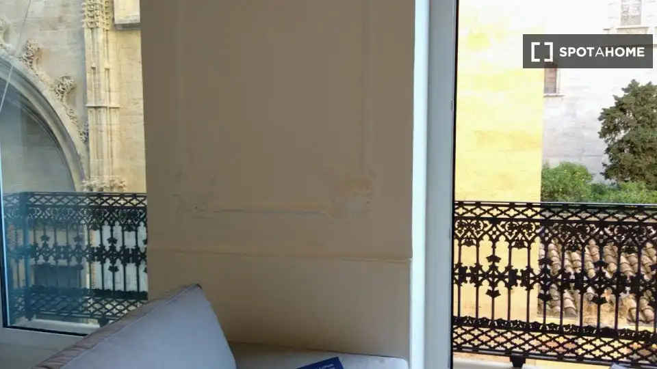 Flat with terrace to rent in Ciutat Vella, imagen 19