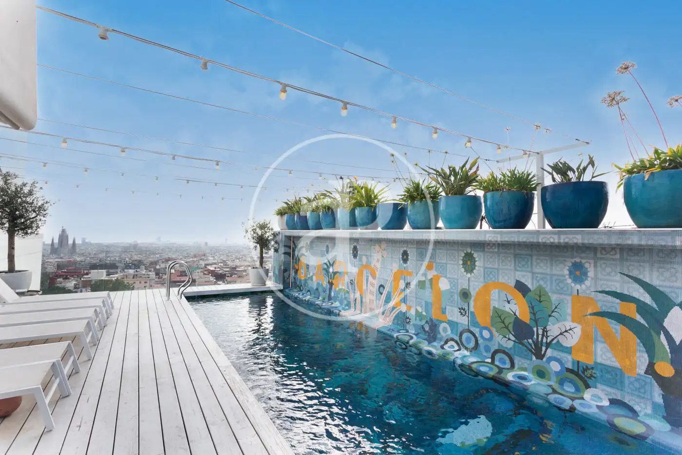 Swimming pool of Houses for rent in Barcelona  with Air Conditioner, Heating and Terrace