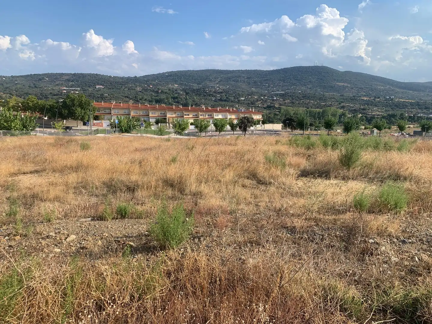 Terreny residencial en venda a Avenida la mazuela II