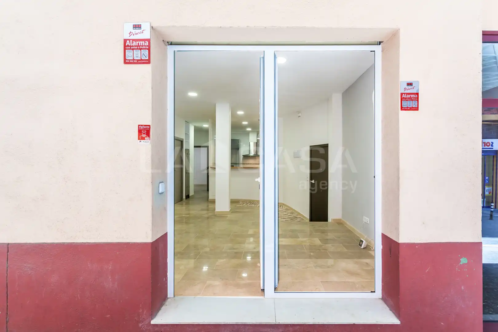 Erdgeschoss zum Verkauf in Montmeló mit Klimaanlage und Heizung