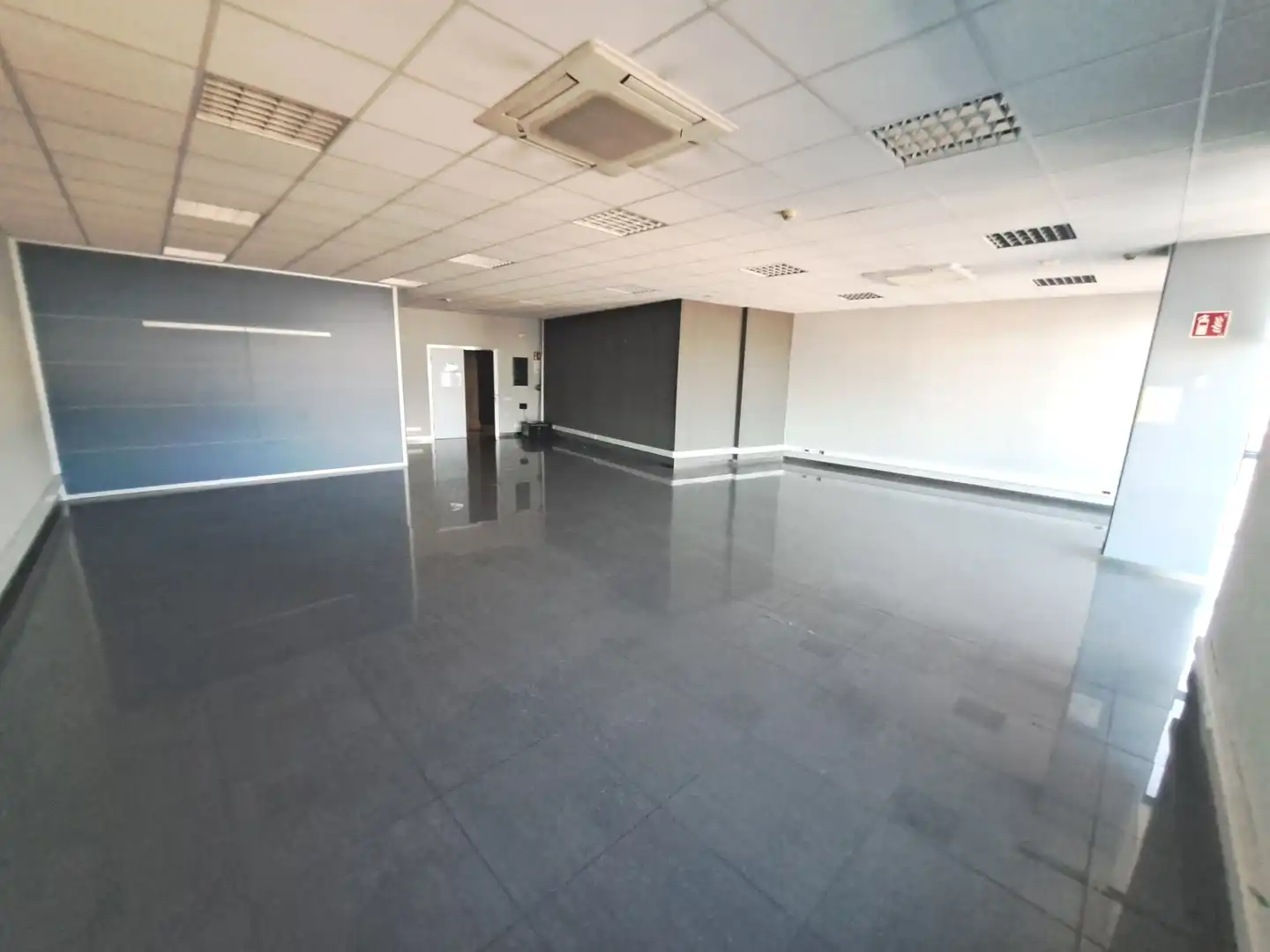 Ufficio con ascensore in affitto a Zona Nord, imagen 3