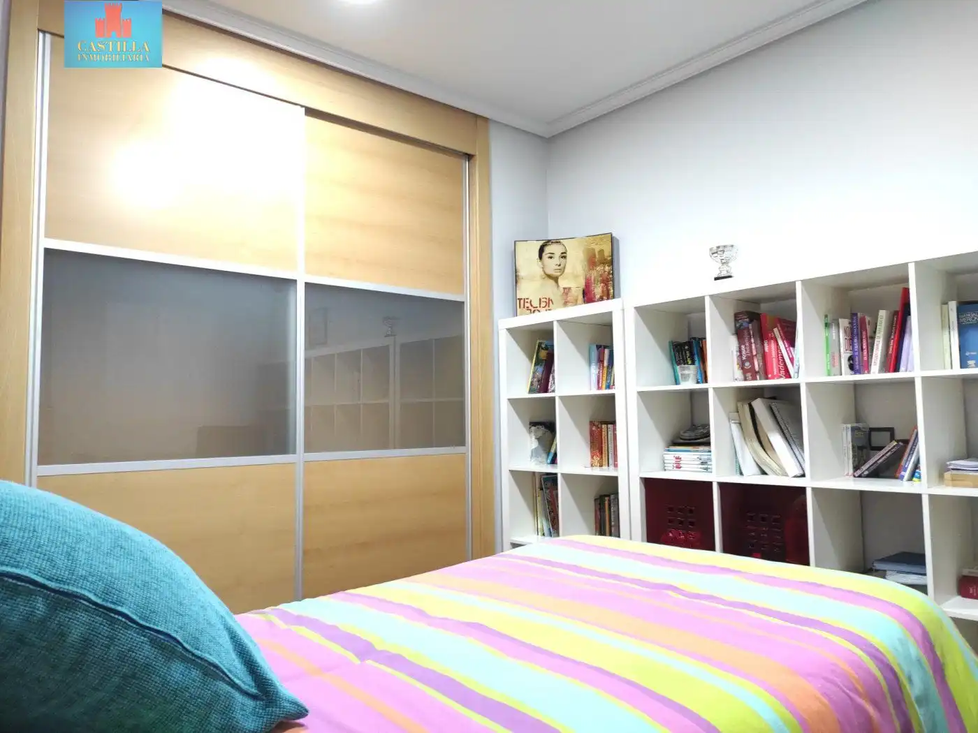Habitación de Casa adosada en venta en Ávila con Aire acondicionado, Calefacción y Terraza