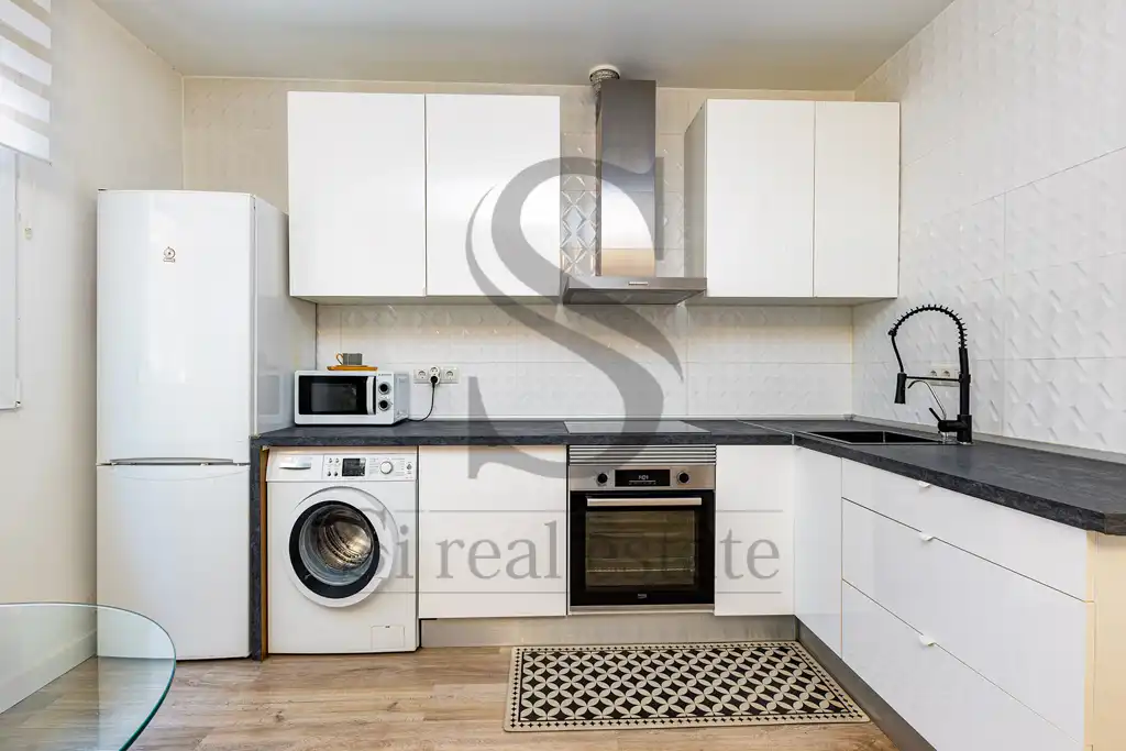Cocina de Piso en venta en Barcelona con Aire acondicionado y Parquet