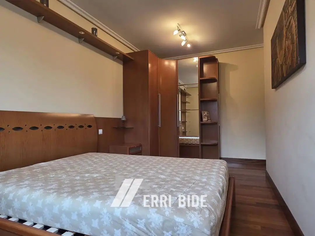 Habitación de Piso en venta en Mungia con Calefacción, Trastero y Balcón