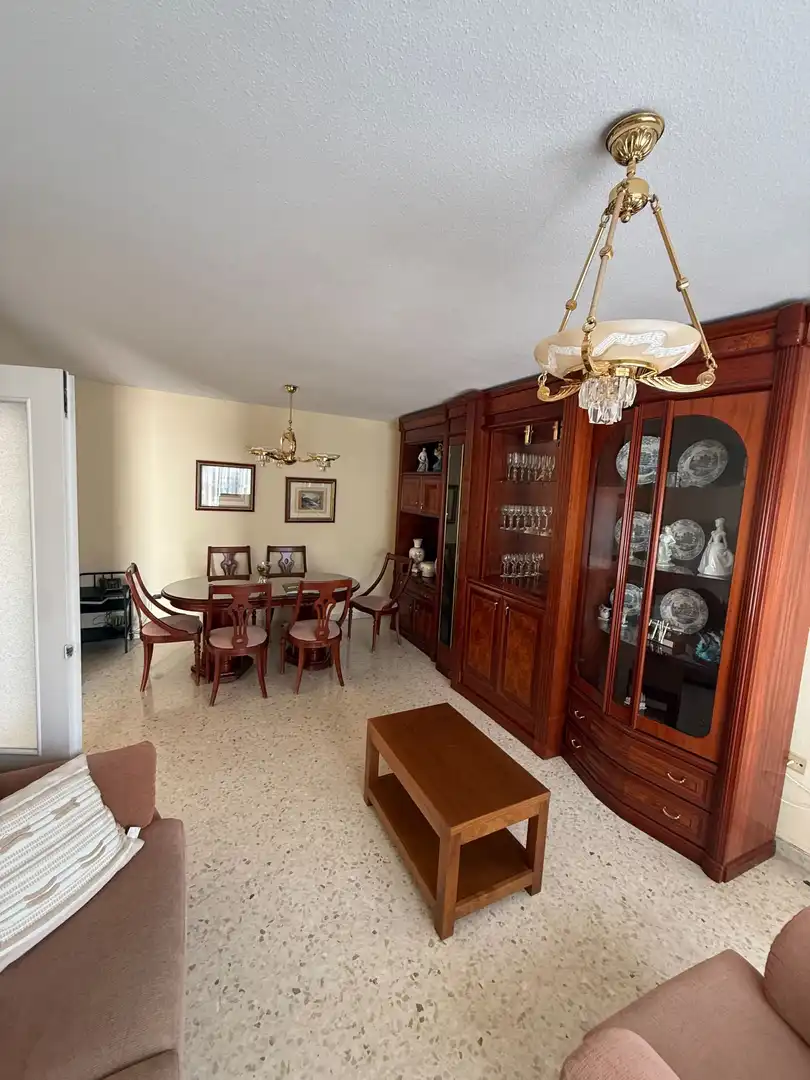 Comedor de Casa o chalet en venta en Alhaurín de la Torre con Aire acondicionado, Calefacción y Jardín privado