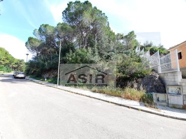 Terreny residencial en venda a Casc Urbà