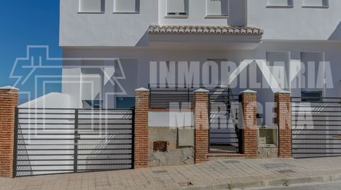 Foto 2 de Casa adosada en venta en Láchar, Granada