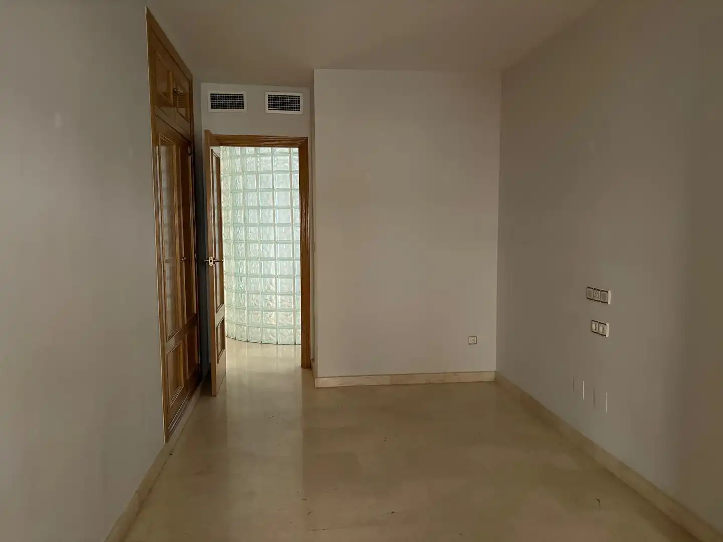 Piso en venta en La Fama