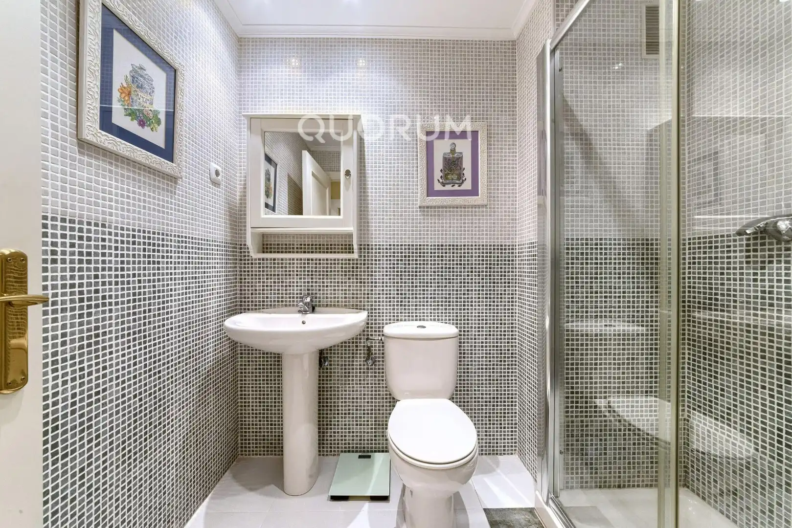 Baño de Piso en venta en Barakaldo  con Calefacción, Trastero y Amueblado