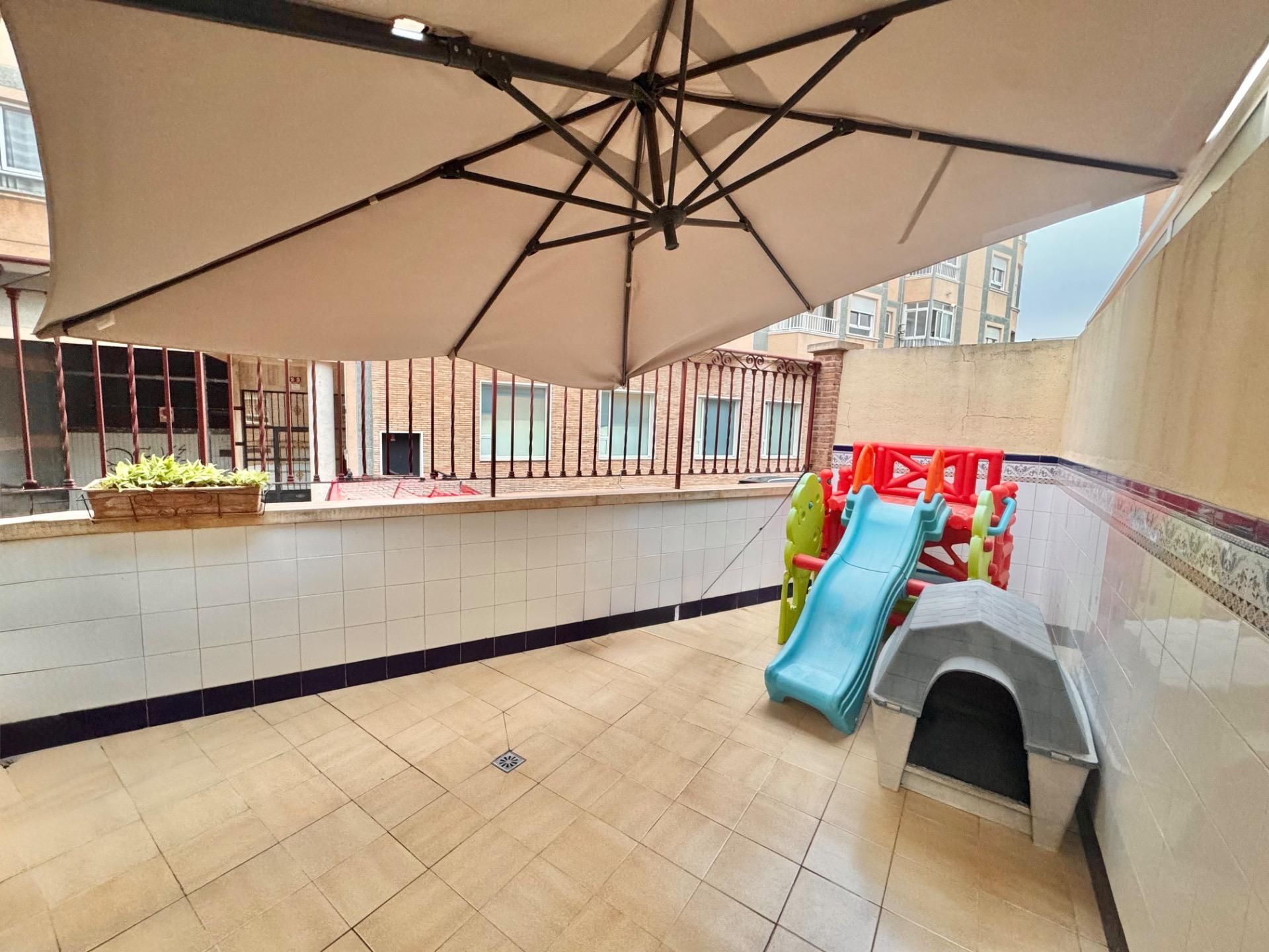 Terrace of House or chalet for sale in Orihuela  with Air Conditioner, Private garden and Terrace