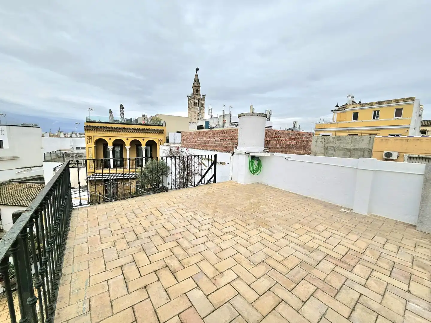 Terraza de Casa o chalet en venta en Sevilla con Aire acondicionado, Calefacción y Terraza