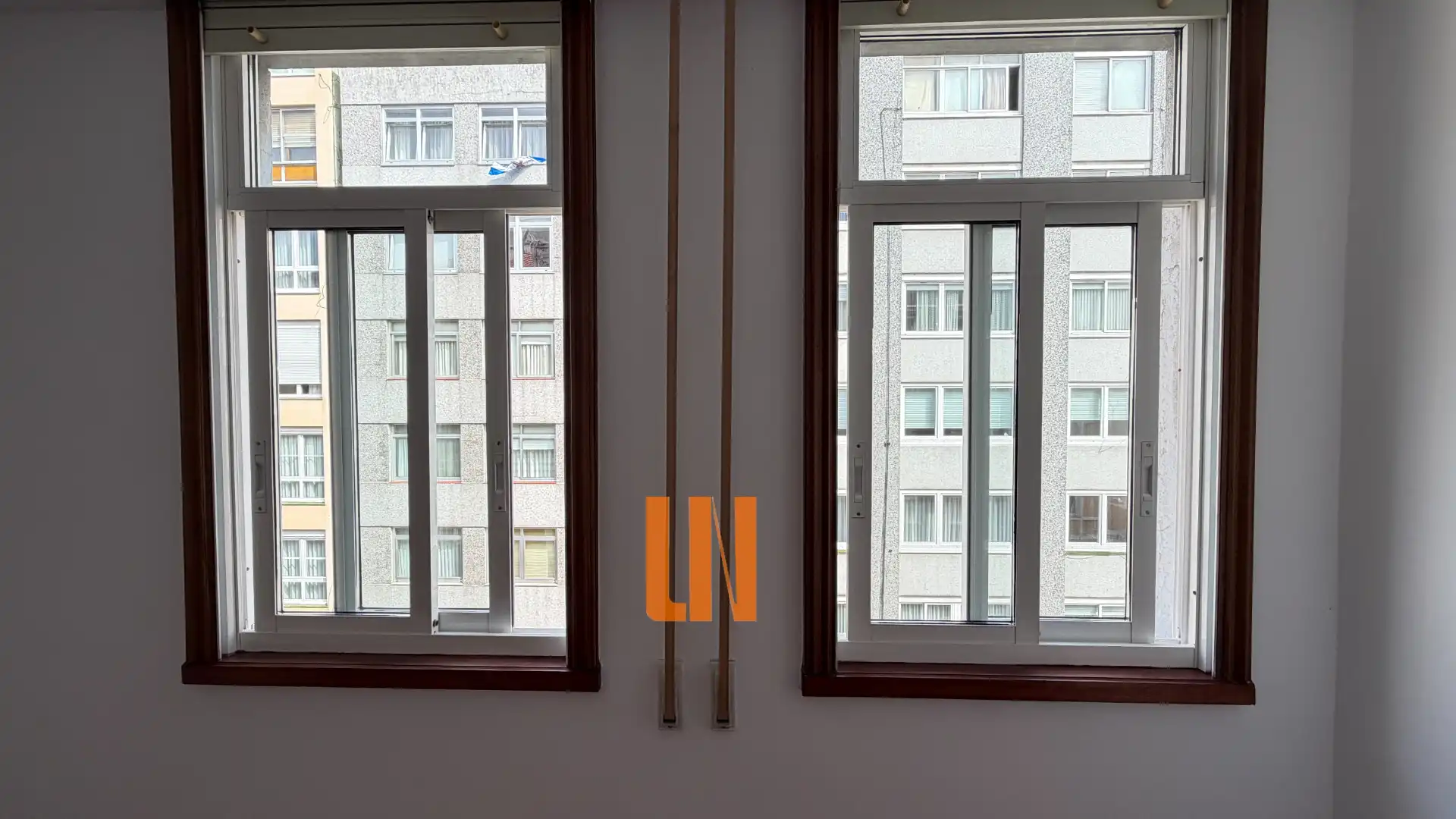 Vista exterior de Piso en venta en A Coruña Capital  con Horno