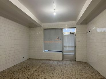 Locale commerciale in affitto a O Feal - Xubia