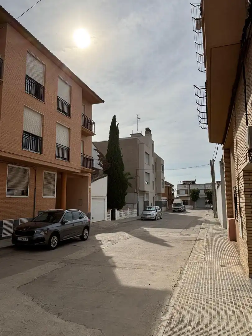 Vista exterior de Piso en venta en Fuentes de Ebro con Trastero