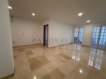 Appartement avec balcon à vendre à Calle Calle Canónigo 8