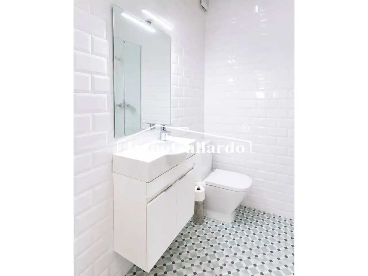 Baño de Piso en venta en Málaga con Aire acondicionado, Calefacción y Terraza