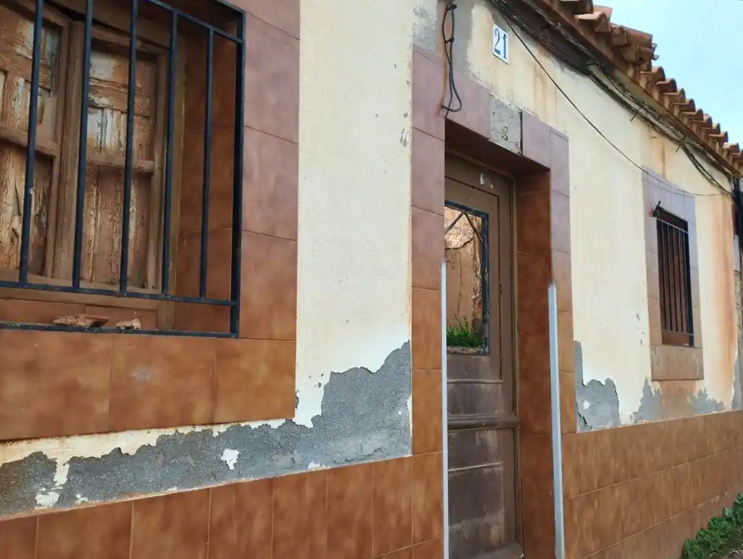 Exterior view of Detached homes for sale in Puertollano