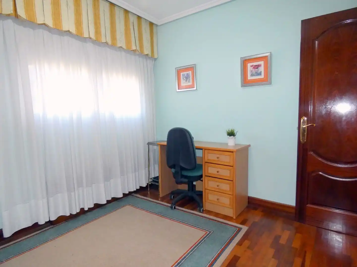 Flat for sale in Karmelo Kalea, Santutxu - Basarrate