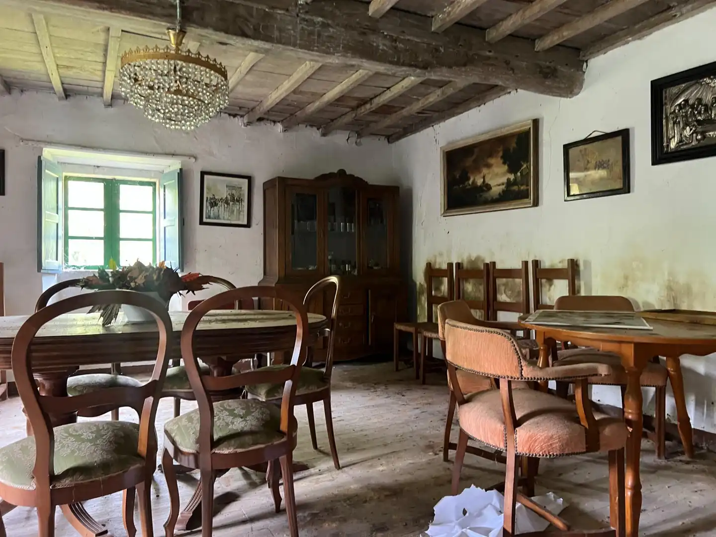 Esszimmer von Einfamilien-Reihenhaus zum Verkauf in Cambre  mit Privatgarten