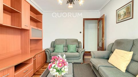 Foto 3 de Piso en venta en Arrigorriaga, Bizkaia