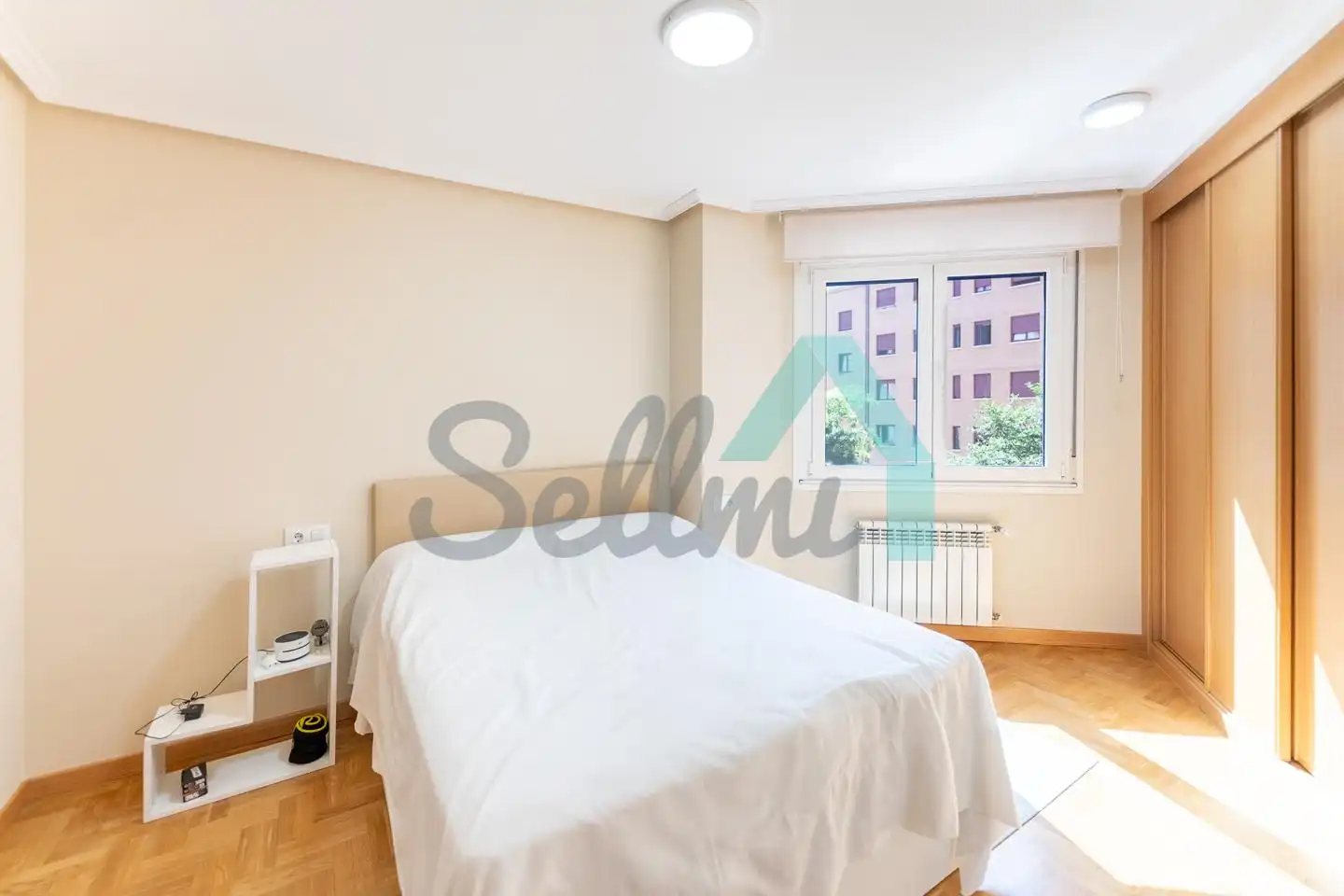 Bedroom of Flat for rent in Oviedo   with Heating, Parquet flooring and Storage room
