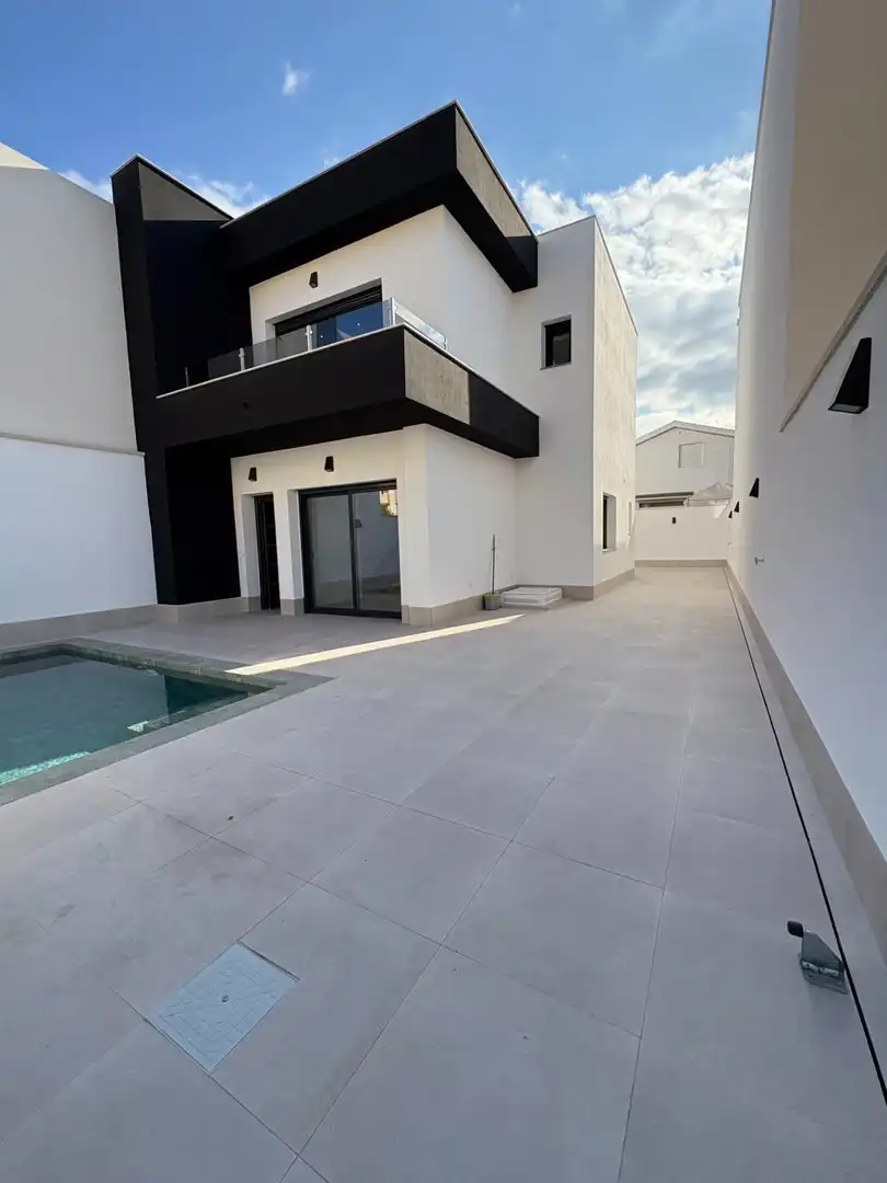 Terrassa de Casa o xalet en venda en Almoradí amb Aire condicionat, Calefacció i Jardí privat