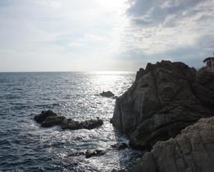 Vista exterior de Casa o xalet en venda en Lloret de Mar amb Calefacció, Jardí privat i Parquet