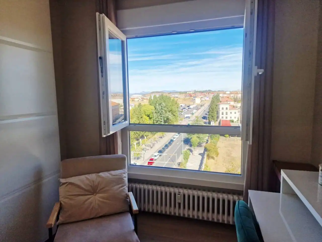 Schlafzimmer von Dachboden zum Verkauf in León Capital  mit Heizung, Parkett und Terrasse