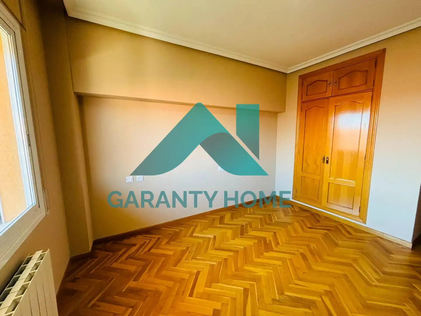 Habitación de Dúplex de alquiler en Cáceres con Aire acondicionado, Calefacción y Parquet