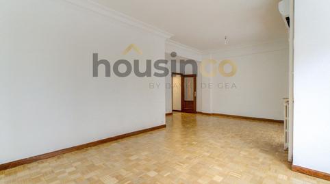 Photo 4 of Flat to rent in Doctor Esquerdo, Niño Jesús, Madrid