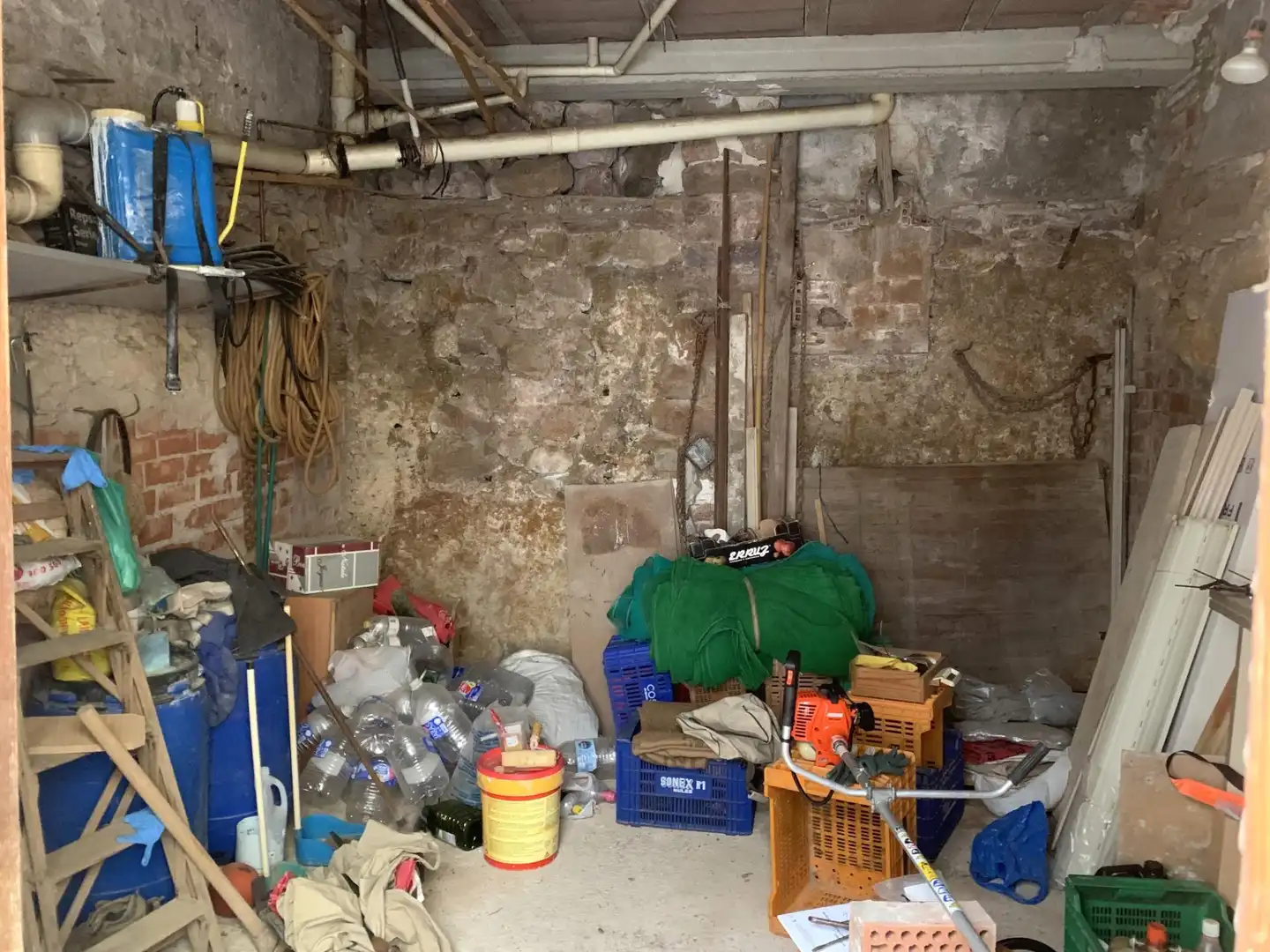 Wohnung zum Verkauf in Eslida mit Terrasse, Abstellraum und Balkon